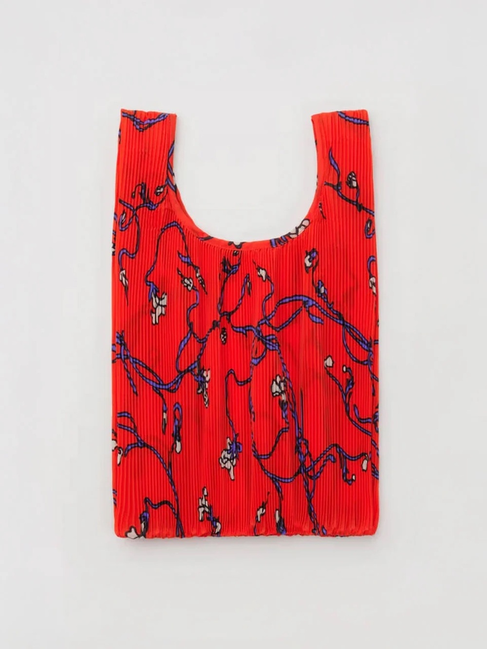 Pleated Baggu in Red Snapdragon - Picture 4 of 4